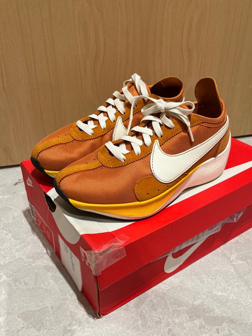 Moon racer nike qs deals