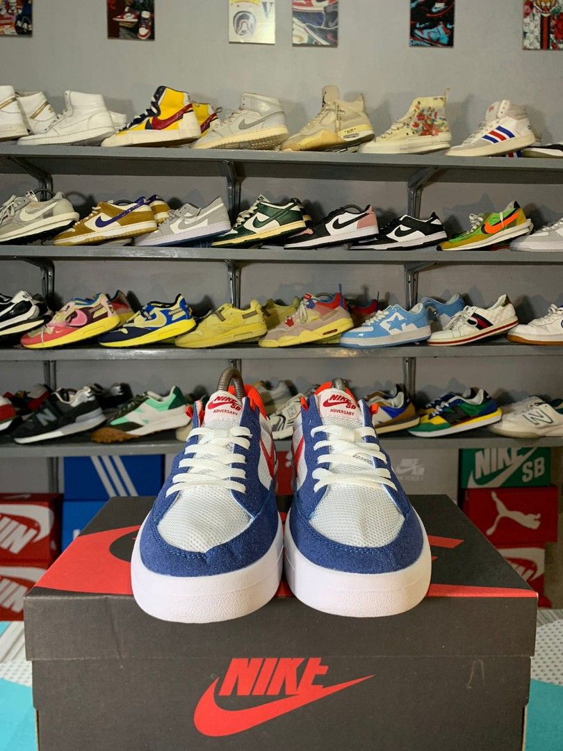 nike sb adversary white red