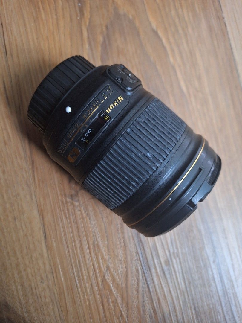 Nikon 28mm 1.8G (Category: Lens & Kits) located in Taguig. Submitted by faithlizzz (Listing ID 1314391258, Image 2). Description: Nikon 28mm 1.8G for sale Minimal dust no fungus all around lens for me Slightly negotiable.