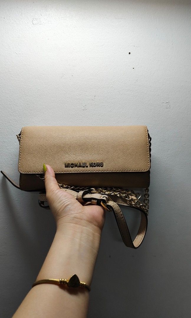 Original mk (Category: Luxury Bags & Wallets) located in Manila. Submitted by silverwhale.bd07c6 (Listing ID 1314478628, Image 2). Description: .