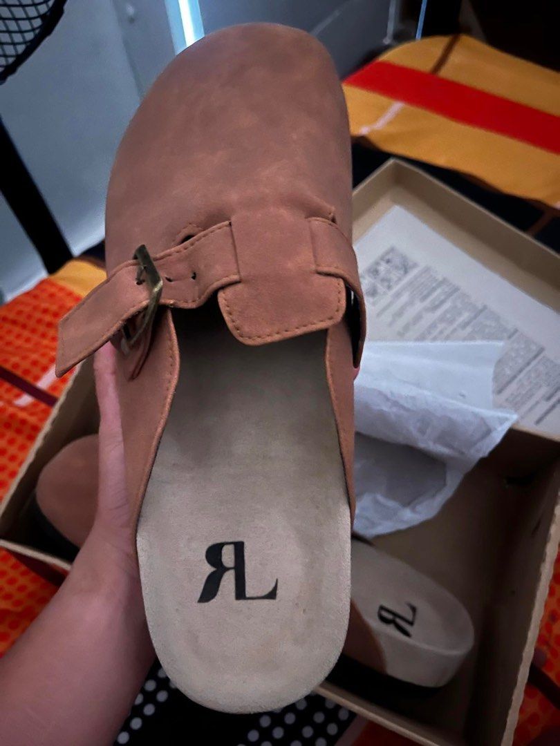 Original Neutral Clogs, Women's Fashion, Footwear, Loafers on Carousell