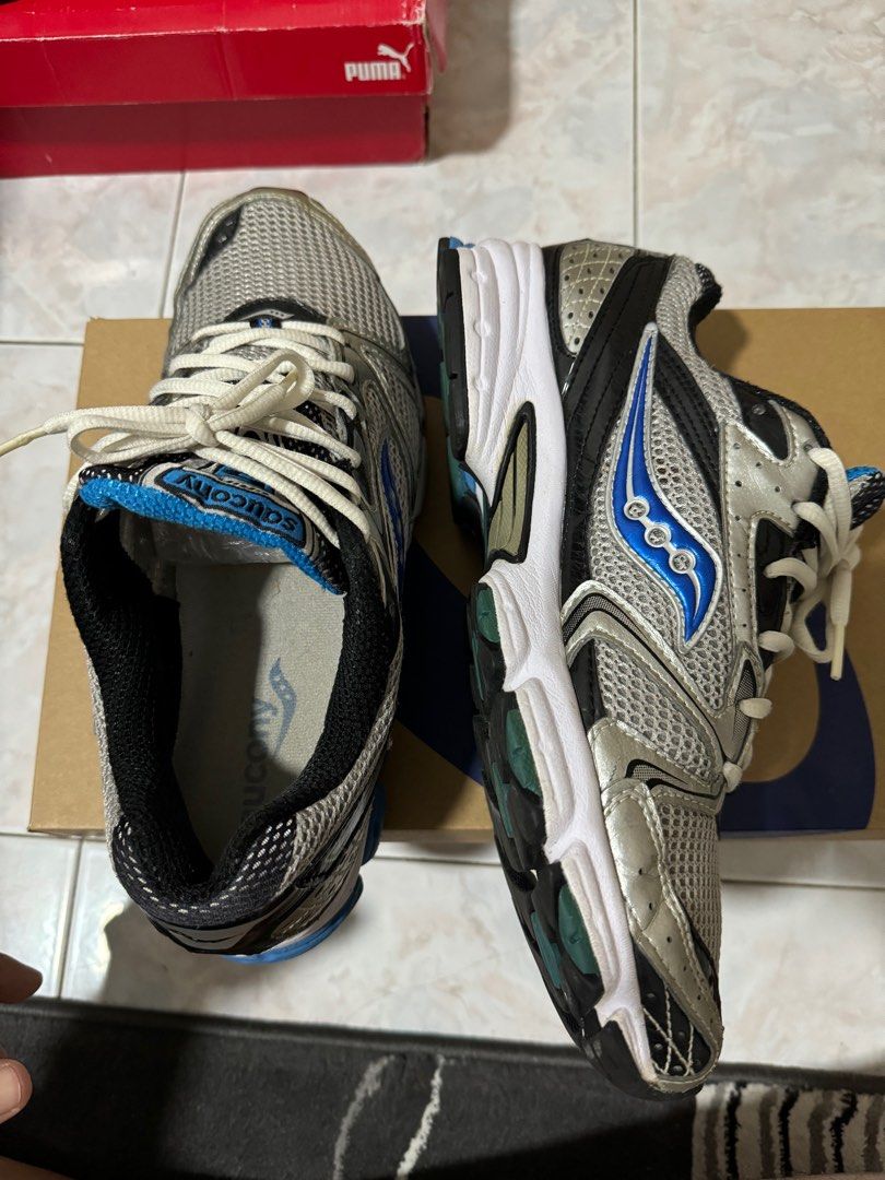 Saucony grid stratos 5 Men s Fashion Footwear Sneakers on Carousell