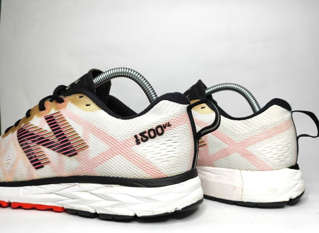 Sepatu Running New Balance 1500v4 Fesyen Pria Sepatu Lainnya di Carousell