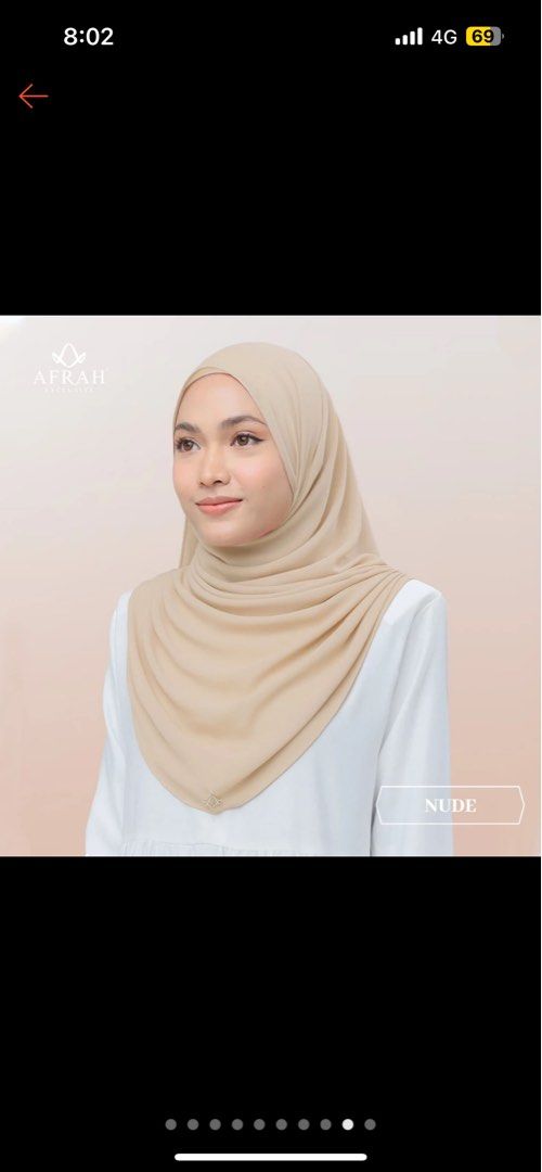 Shawl Afrah Castle Basic Code Nude (Category: Hijabs) located in Batu Caves. Submitted by fxrxhxn (Listing ID 1314368717, Image 1). Description: Hi nak let go shawl afrah in code nude. Tersalah beli. Tak pernah guna. .