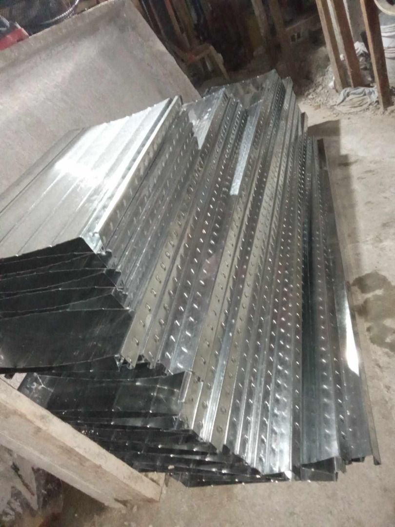 STEEL DECK FLAT TYPE AND WEBTYPE WE ALSO SUPPLY ROOFING MATERIALS (Category: Home Improvement Tools & Accessories) located in Manila. Submitted by cunananhon07408 (Listing ID 1314428476, Image 2). Description: For inquiries you may contact us at : PRESYONG PLANTA👍👍 🏠 LONG SPAN RIBTYPE 🏠 TILE SPAN 🏠 CORRUGATED 🏠 STEELDECK WEBTYPE 🏠 STEELDECK FLAT TYPE 🏠 HI RIB & MULTI RIB 🏠 CLADDING 🏠 SPANDREL 1-2 DAYS PROCESS ONLY PARA SA MGA NAG MAMADA
