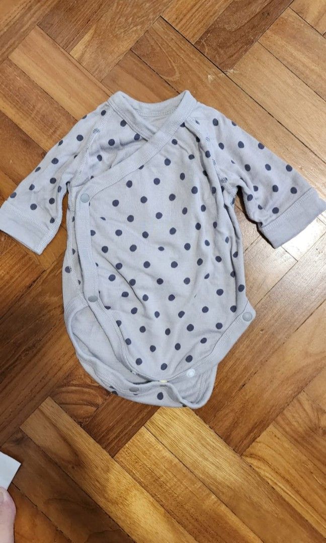 Uniqlo baby romper sale