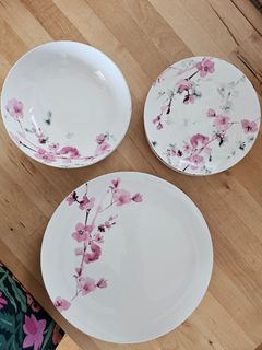 （分類：）位於 。 由 a.lys26 提交（商品編號 1314481146，圖片 1）。簡介： 。