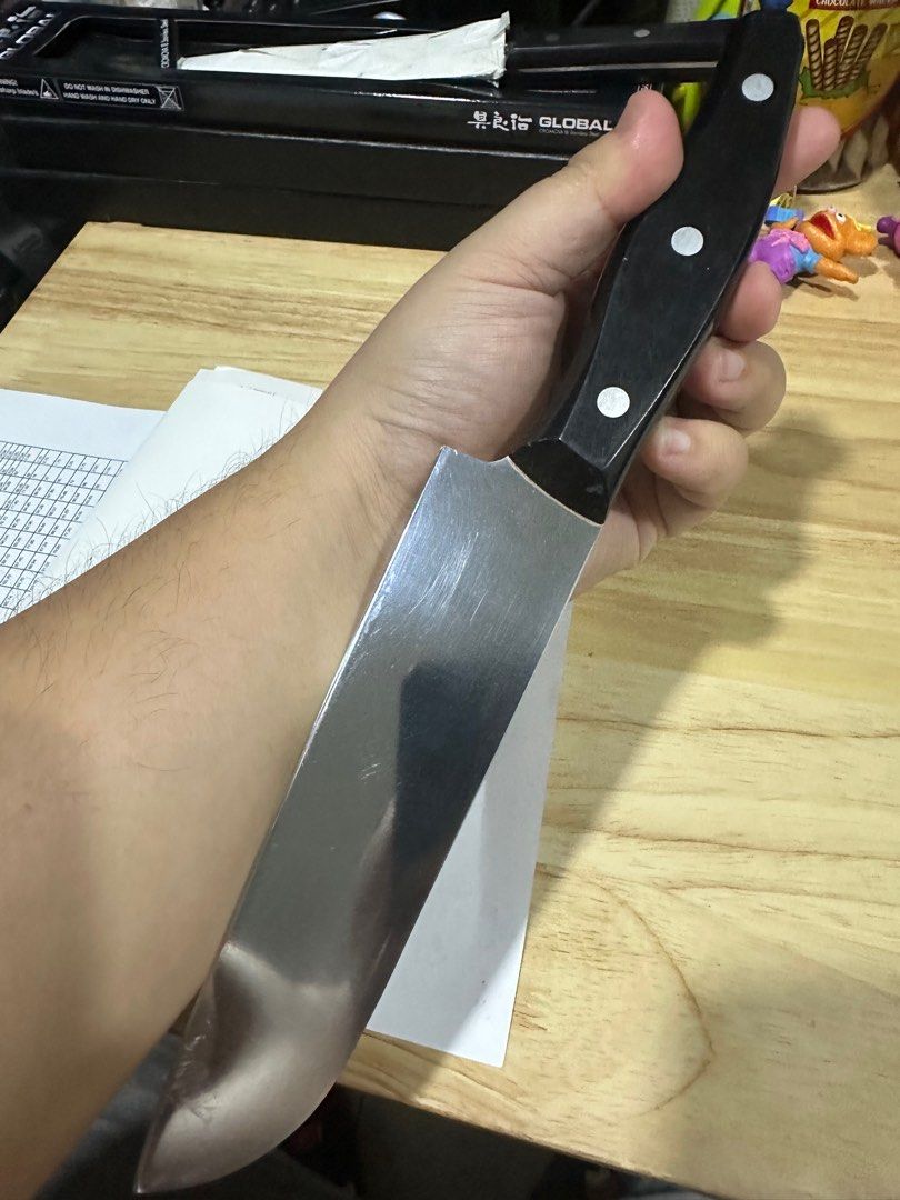 Zwilling Henckels Santoku Twin Pollux (Category: Knives & Chopping Boards) located in Manila. Submitted by nachonacho31 (Listing ID 1314497621, Image 2). Description: Zwilling Henckels Lightly used Santoku Payment via BDO or Gcash Location - South Caloocan Thanks.
