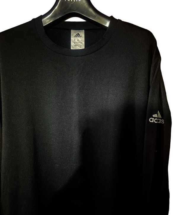 Adidas Climawarm thumbhole active wear (Category: Activewear) located in Makati City. Submitted by bubbagumpshrimp (Listing ID 1314690993, Image 2). Description: •Like new Authentic Adidas Climawarm thumbhole active wear •very soft comfy stretchy fabric •Dimes: 20 x 26 in •can be unisex .