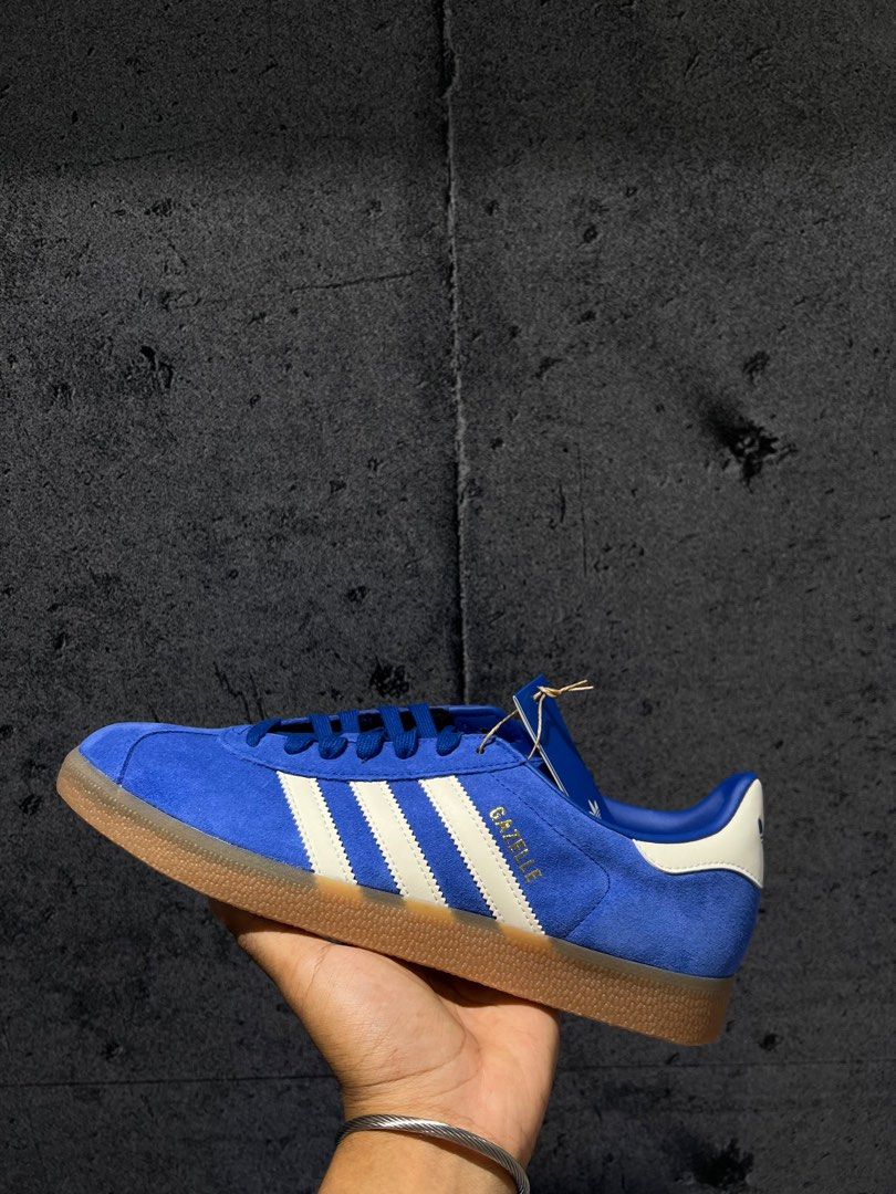 Adidas Gazelle Italia Adidas Gazelle Indoor Gazelle gazelle indoor Adidas Spezial Adidas Campus Adidas Samba Men s Fashion Footwear Sneakers on Carousell