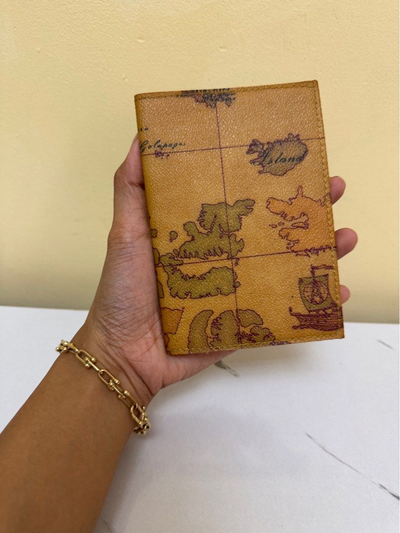 Alviero martini passport holder (Category: Luxury Bags & Wallets) located in Rizal. Submitted by houseofbell (Listing ID 1314632033, Image 1). Description: .