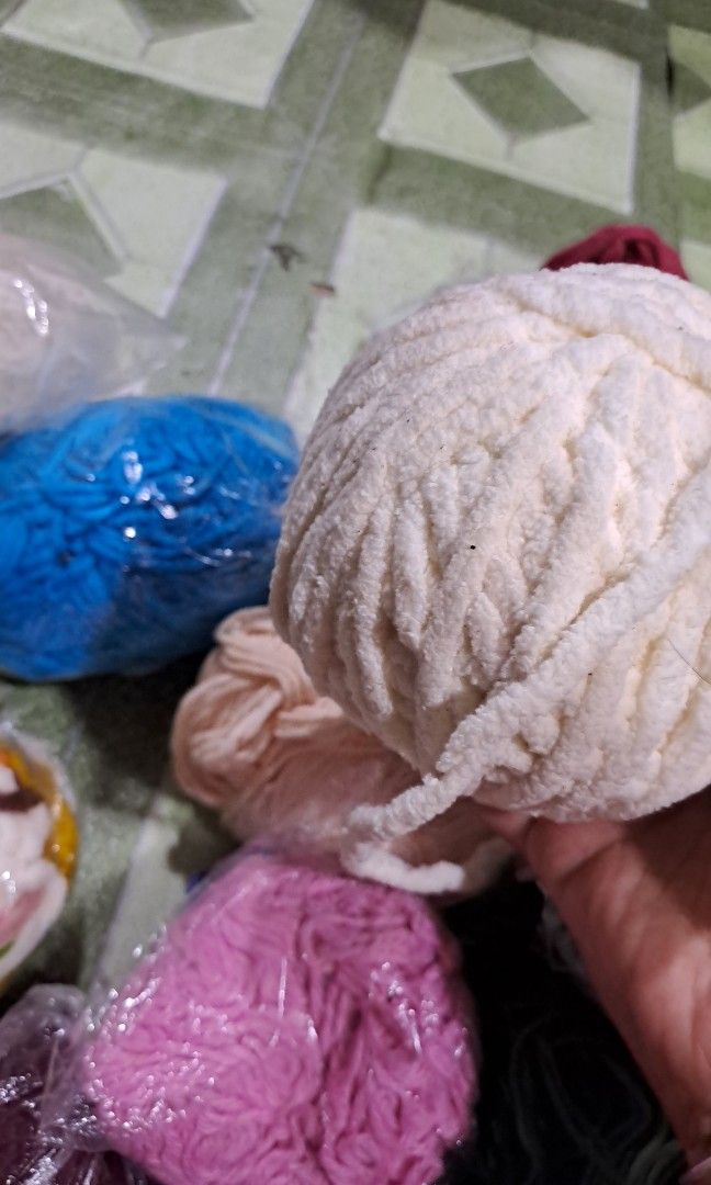 Assorted bundle yarn (Category: Craft Supplies & Tools) located in Davao. Submitted by bravemoon_556cd5 (Listing ID 1314709374, Image 3). Description: items from USA we ship nationwide gcash or bank account payment mode.