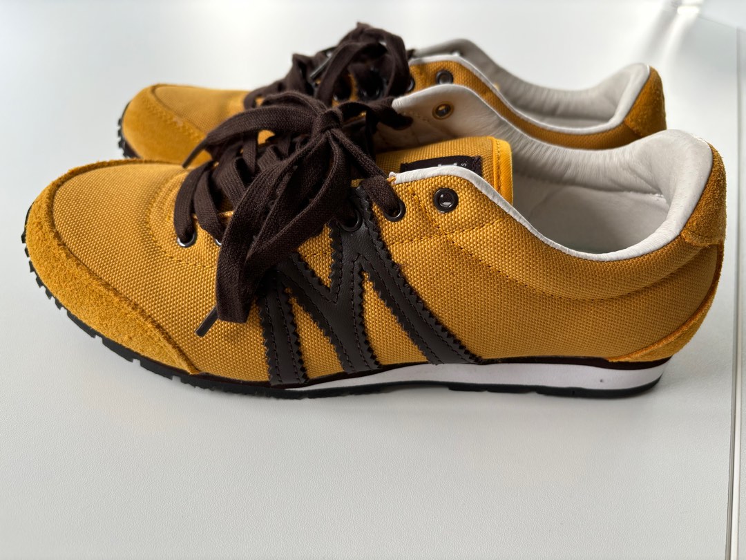 Mizuno shoes brand cheap