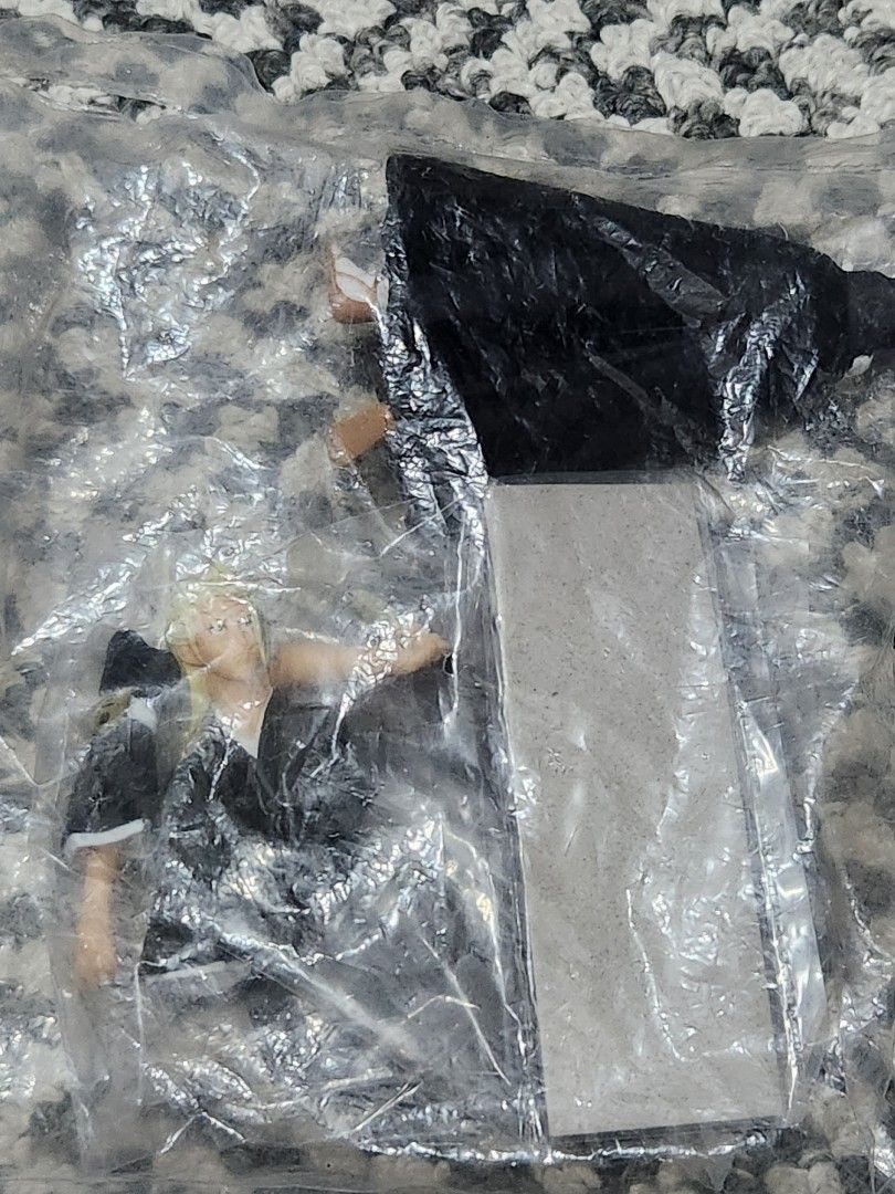 Bleach Figures (Category: Figurines & Statues) located in Imus. Submitted by veganistic (Listing ID 1314720877, Image 2). Description: 100% Japan Merch Approximately 10 cm Brand new Sealed.