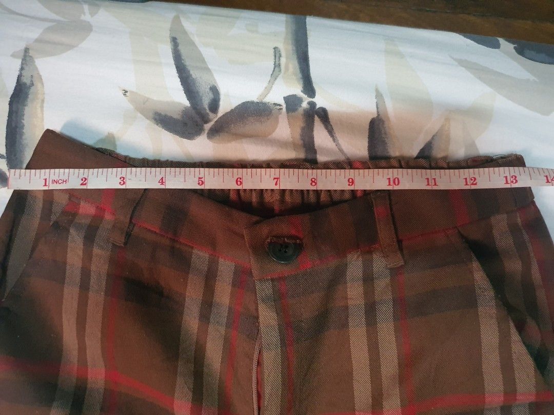 BROWN Slacks (Category: Other Bottoms) located in Manila. Submitted by mane_13 (Listing ID 1314627796, Image 3). Description: RFS: Does not fit me anymore Details of the sizes are on the pictures.