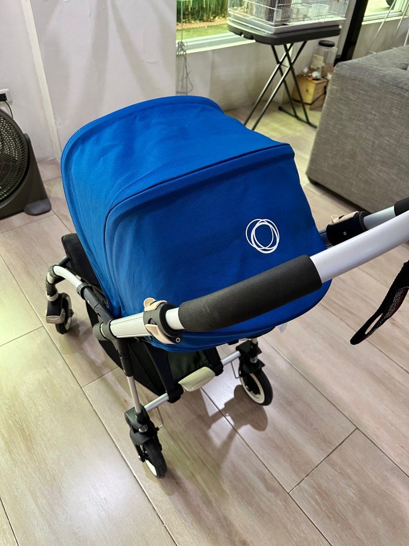 Bugaboo Bee (Category: Strollers) located in Manila. Submitted by lynnchamp (Listing ID 1314611505, Image 3). Description: Front facing and rear facing. No defects, working well..
