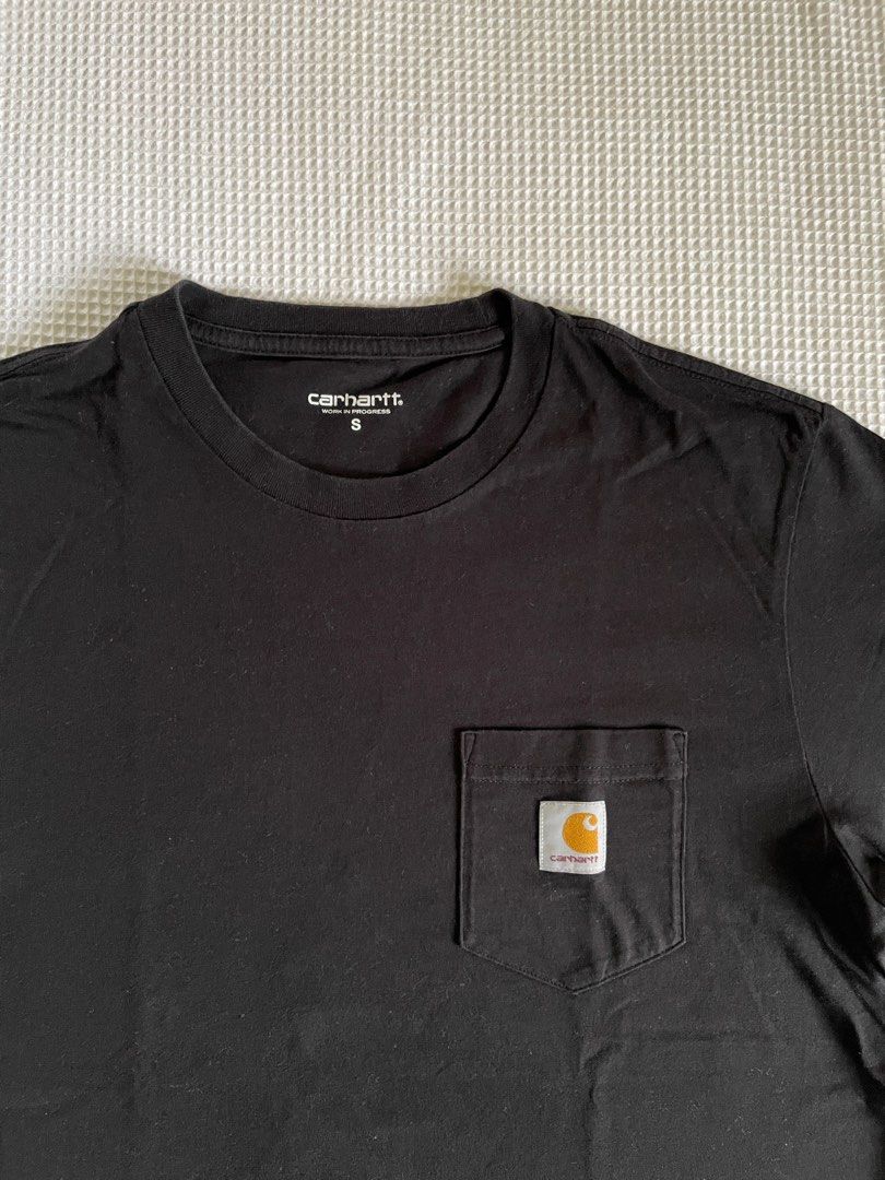 Carhartt WIP Black Pocket Tee Size Small (Category: Tshirts & Polo Shirts ) located in Quezon City. Submitted by hydroflask123 (Listing ID 1314657858, Image 1). Description: Carhartt WIP Black Pocket Tee Size Small. Lightly used. No issues!! W (Pit to Pit): 49cm L (Top to Bottom): 69.5cm Sleeves (Shoulder to End): 21.5cm Good discounts if you buy more than 1 item!!.
