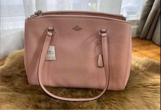 (Category: ) located in . Submitted by mpreloved57 (Listing ID 1314563120, Image 1). Description: .
