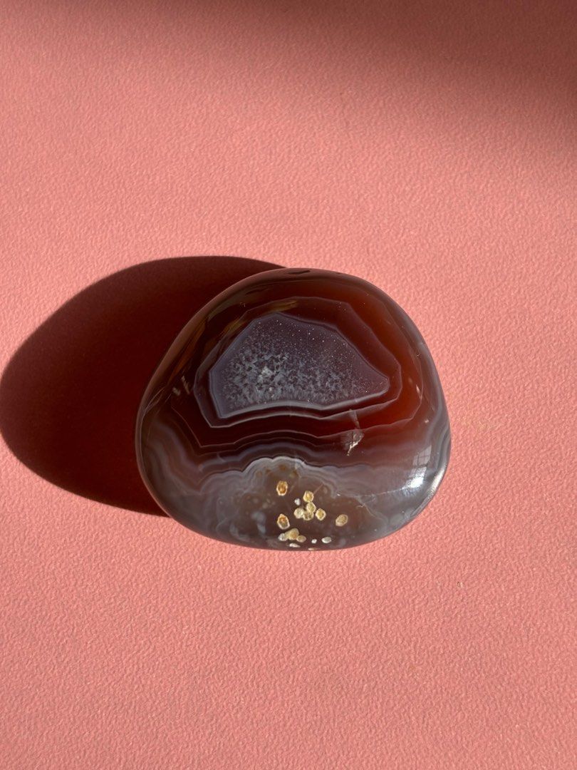 Crystals: Agate Mini Palm Stone (Category: Other Home Decor) located in Las Pinas. Submitted by cc.declutter (Listing ID 1314721849, Image 1). Description: up for sale agate mini palm stone php 150, negotiable 1.4 x 2.9 x 3.2cm pay 50% within 24 hours, then settle remaining balance in 3 days max location: las piñas mop: bpi, maya, gcash mod: same-day delivery, j&t, gogoxpress.