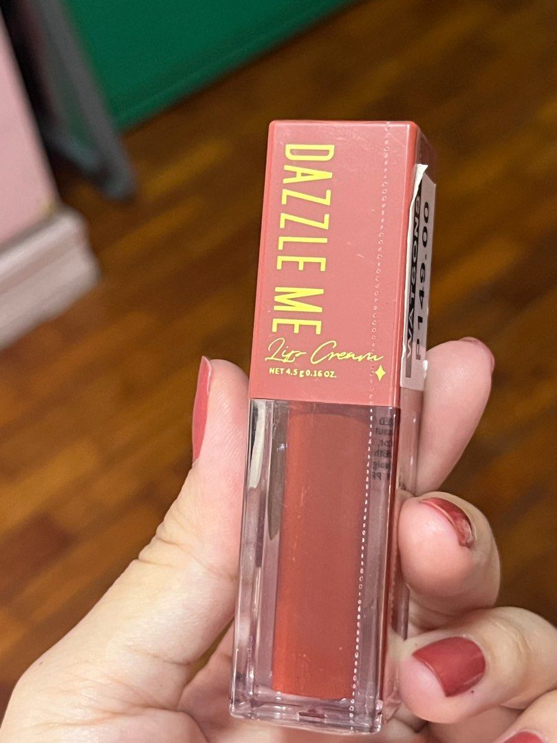 Dazzle Me Lip Cream (Category: Makeup) located in Quezon City. Submitted by monique_leeee (Listing ID 1314661640, Image 1). Description: .