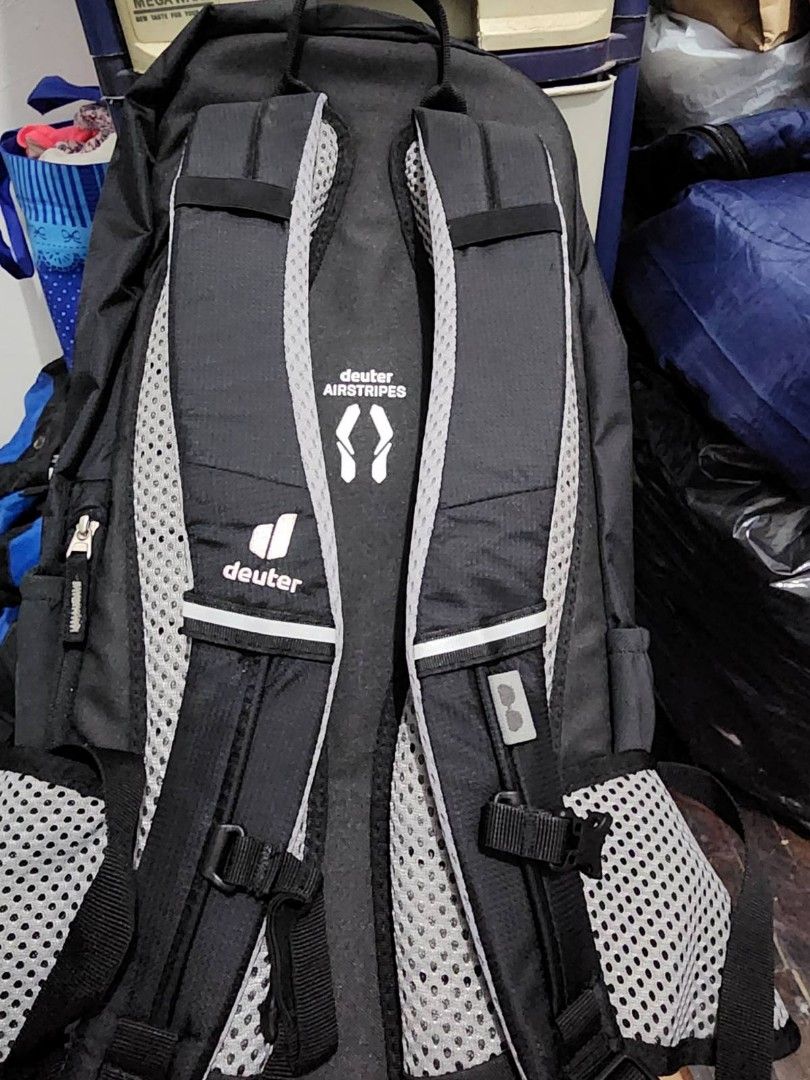 Deuter Bike I 20 Bike Backpack Men s Fashion Bags Backpacks on Carousell