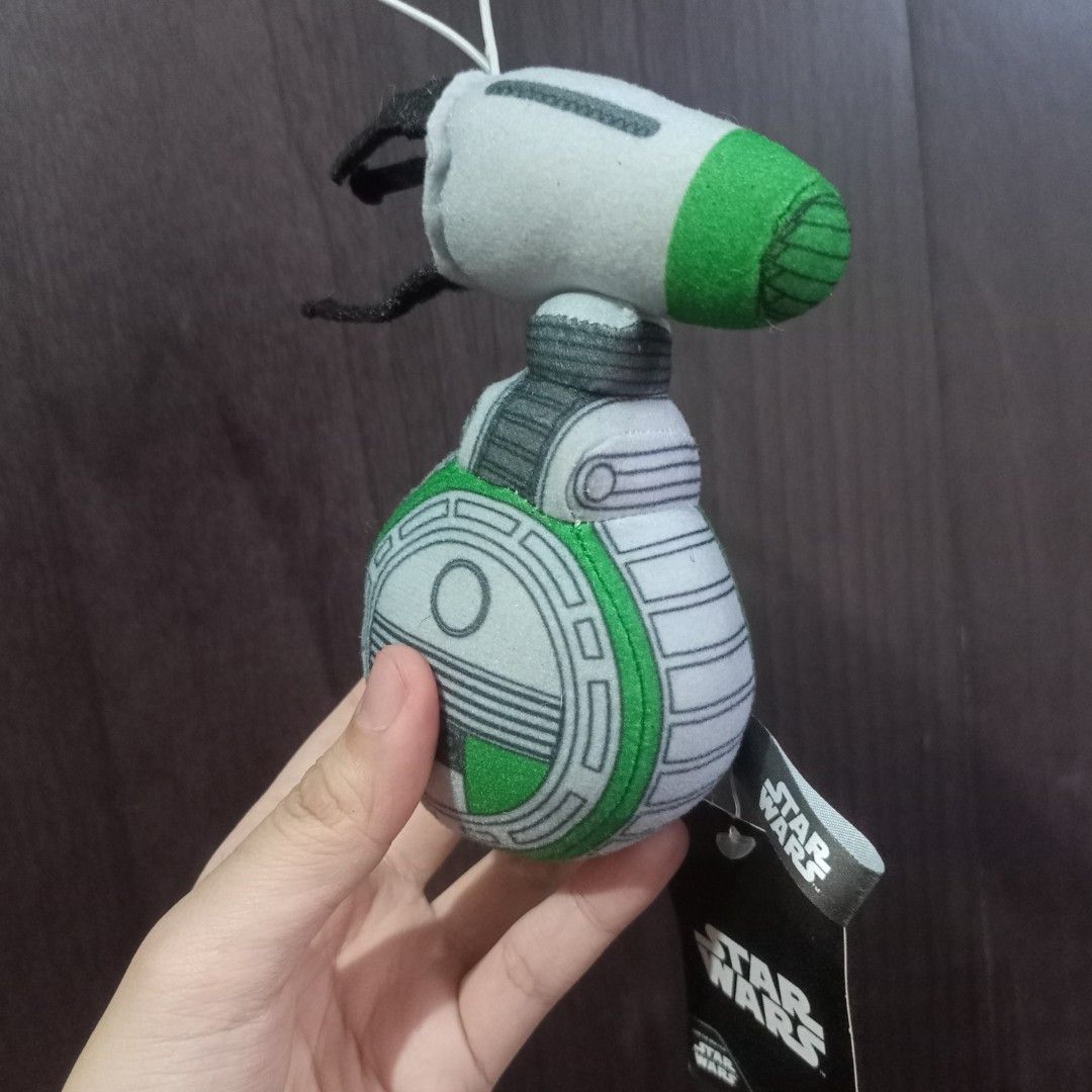 Disney Star Wars Luke Skywalker Droid D-0 Plush (Category: Plushies & Soft Toys) located in Marikina City. Submitted by marisan.collection (Listing ID 1314646227, Image 3). Description: .