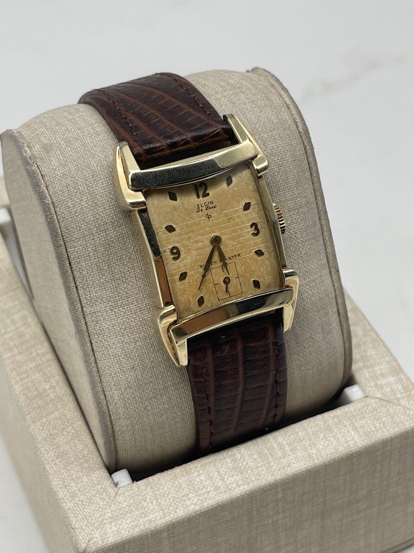 Elgin De Luxe Gold Dial Leather Strap (Category: Luxury Watches) located in Manila. Submitted by _classicwatchcollection (Listing ID 1314603093, Image 3). Description: FS: Elgin De Luxe Gold Dial Leather Strap Php: 10,000 Condition: 8/10 Unit only. Pm or Contact 09063027061 for inquiries..