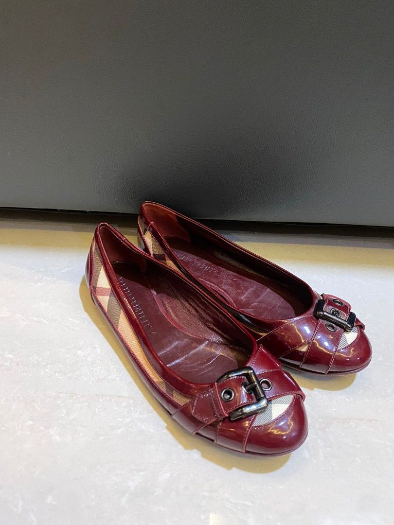 Fast Sale, VGC, Burberry Nova Check Canvas Patent Ballerina Flat Shoes,  size insole 25 cm, Shoes only, •Nett, •Exclude ongkir