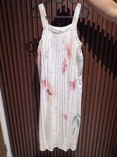 (Category: ) located in . Submitted by preloved_loots (Listing ID 1314725126, Image 1). Description: .