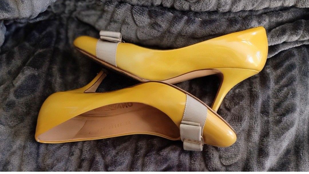 Ferragamo Salvatore asli Fesyen Wanita Sepatu di Carousell