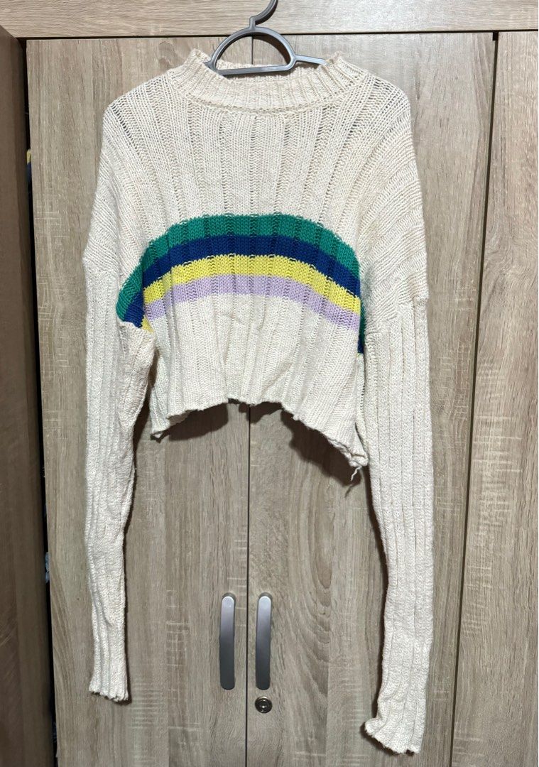 Forever 21 cropped knitted sweater Women s Fashion Tops Longsleeves on Carousell