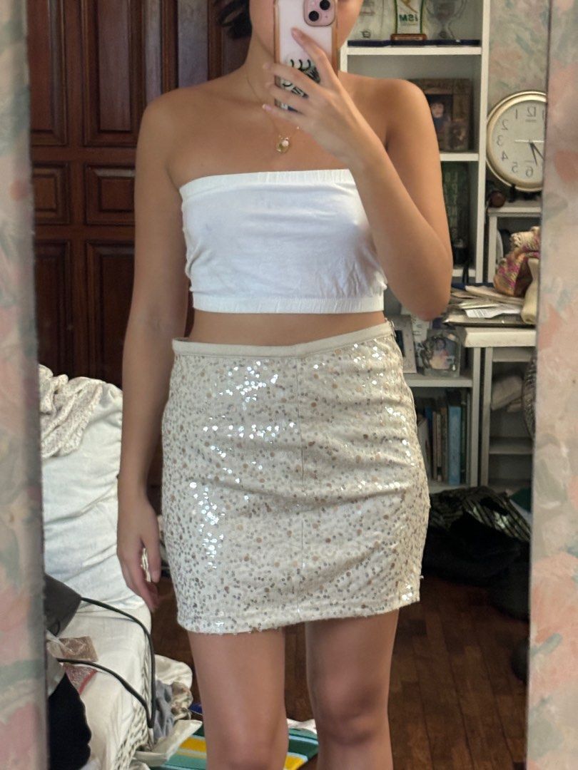 forever 21 sparkly sequin mini skirt beige gold Women s Fashion Bottoms Skirts on Carousell