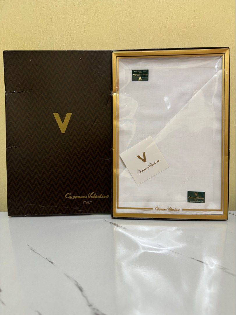 Giovanni valentino white handkerchief (Category: Luxury Accessories) located in Rizal. Submitted by houseofbell (Listing ID 1314623415, Image 1). Description: .