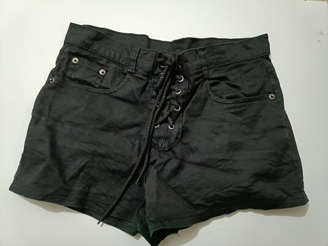 Ripped khaki shorts hotsell