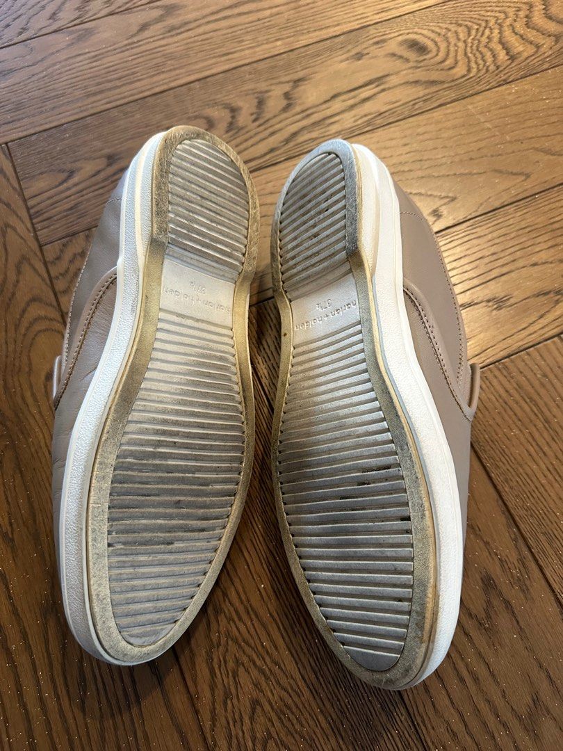 Harlan and holden 7.5 beige (Category: Loafers) located in Makati City. Submitted by ccamilleee (Listing ID 1314568972, Image 2). Description: .