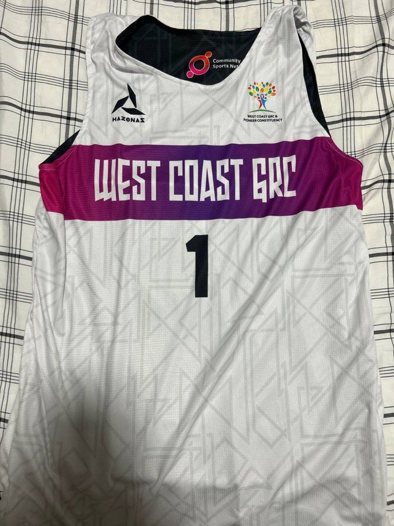 jerseys (Category: Shirts) located in Singapore. Submitted by caroots (Listing ID 1314607384, Image 3). Description: buy all for $140 (last pic only left dark blue) open to nego.
