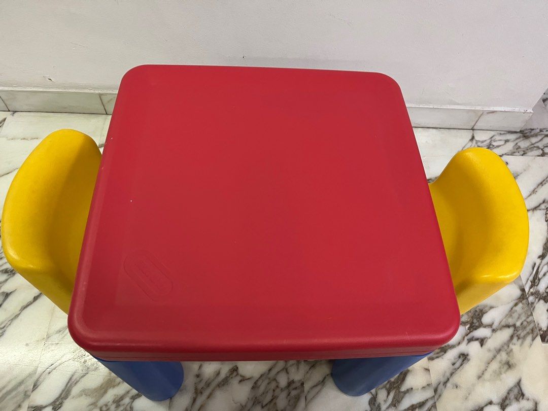 Little tikes classic table and chairs store
