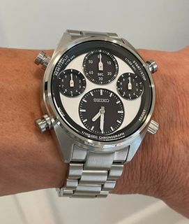 (Category: ) located in . Submitted by notorious_watches (Listing ID 1314651897, Image 1). Description: .