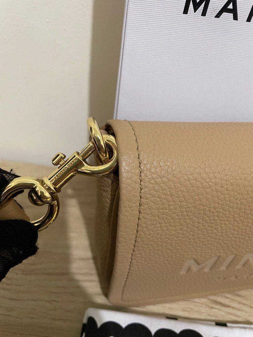 Marc jacobs the mini bag authentic (Category: Luxury Bags & Wallets) located in Cabuyao City. Submitted by baglover1111 (Listing ID 1314731904, Image 3). Description: Brand new complete inclusions Guaranteed authentic Money back if proven fake.