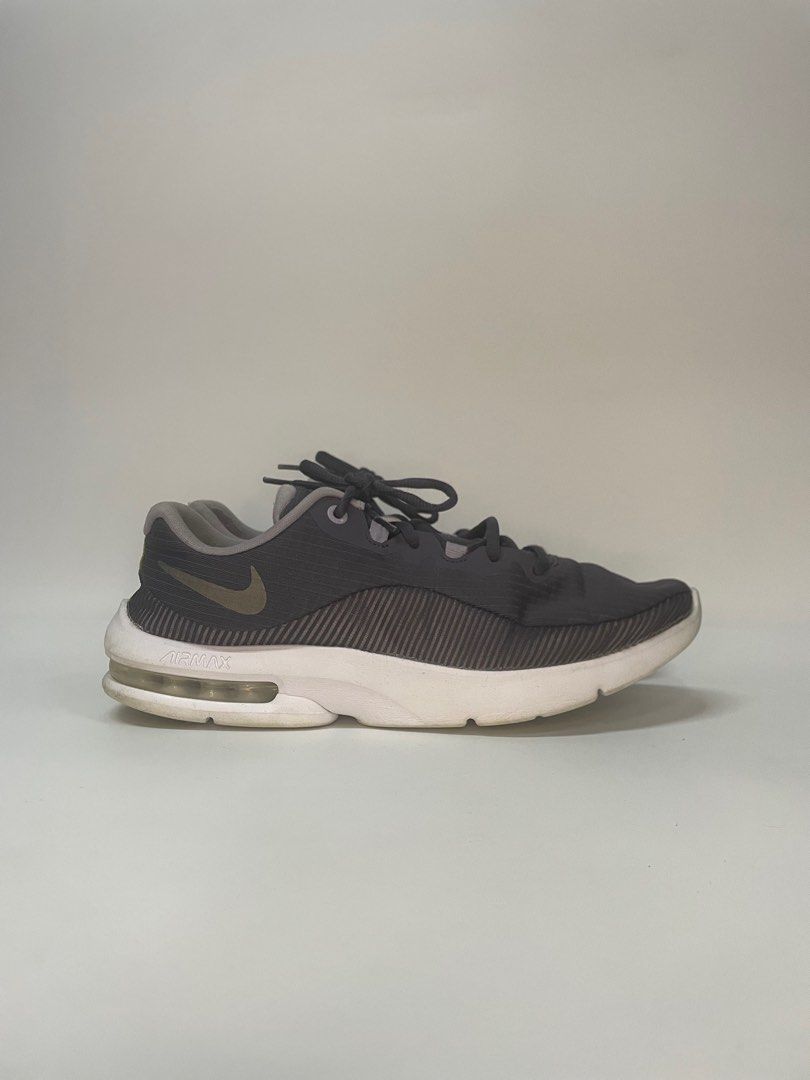nike air max advantage 2 women's shoe