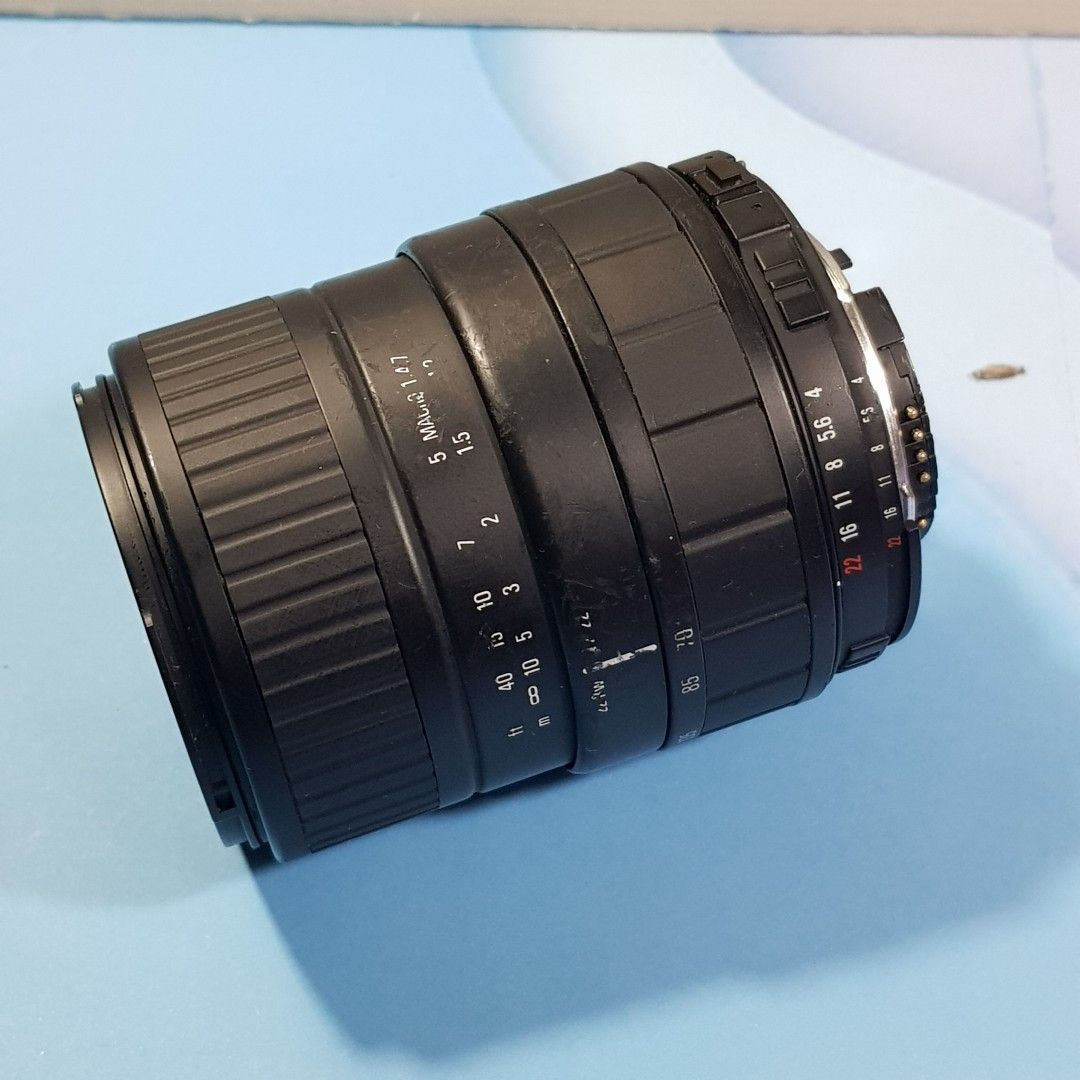 Nikon mount 70-210D AF lens from sigma (Category: Lens & Kits) located in Paranaque City. Submitted by vintagepopsicle (Listing ID 1314646935, Image 2). Description: if we cannot reply because of lim it quo ta pls message us at zero 915 8666 708 excellent zoom lens for nikon digital or film camera. Tested on a nikon D70 see last pic. has little normal lens dust/fungus but does not affect the photos when we tested. Will only be Sold As Is because 