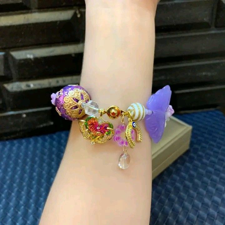 Peony flower with violet jadeite bracelet (Category: Bracelets) located in Manila. Submitted by delynonlineshopping_ (Listing ID 1314650981, Image 3). Description: 💥 NEW ARRIVAL POST ❤️ PEONY FLOWER W/ VIOLET JADEITE OVER ALL GOOD LUCK CHARM BRACELET ❤️ 🧧 PEONY FLOWER = meanings include romance, prosperity, good fortune, a happy marriage, riches, honor, and compassion. 🧧 SWAROVSKI = Swarovski Crystals are not actually crystals in the sense of 
