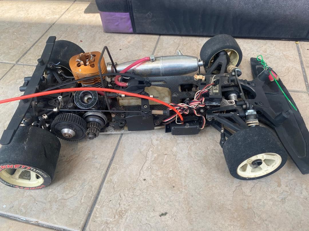 Petrol RC car (Category: Toys & Games) located in Petaling Jaya. Submitted by ryanhao0916 (Listing ID 1314608890, Image 2). Description: 2 RC car for sale for only RM1800 Would need to service first before using it Kept for a very long time Bought from Japan a long time ago.