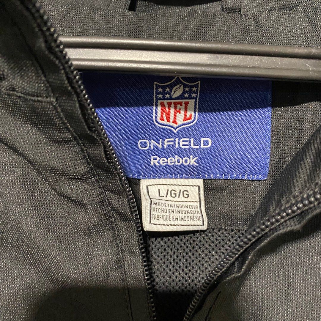 Pittsburgh Steelers Reebok Half Zip jacket (Category: Coats, Jackets and Outerwear) located in Paranaque City. Submitted by _v.dos (Listing ID 1314683159, Image 3). Description: Negotiable.