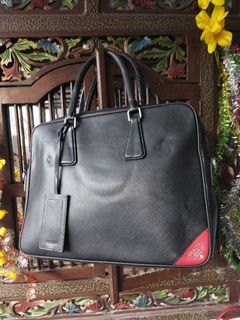 (Kategori: ) berada di . Dikirim oleh sha_numpreloved (ID iklan 1314624162, Gambar 1). Deskripsi: .