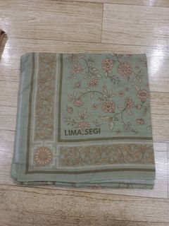 (Category: ) located in . Submitted by preloved.rose101 (Listing ID 1314747762, Image 1). Description: .