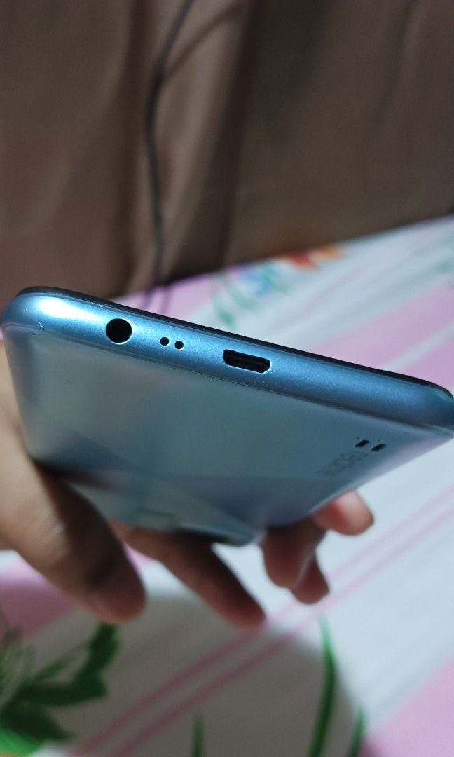 Realme C11 2021 (Category: Realme) located in Las Pinas. Submitted by ange7o (Listing ID 1314574296, Image 3). Description: No box With charger Good condition No issues Slightly negotiable.