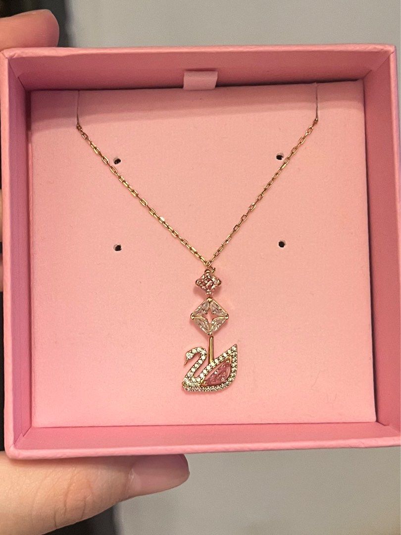 Swarovski Dazzling Swan Rose Pink Swan Necklace Swarovski