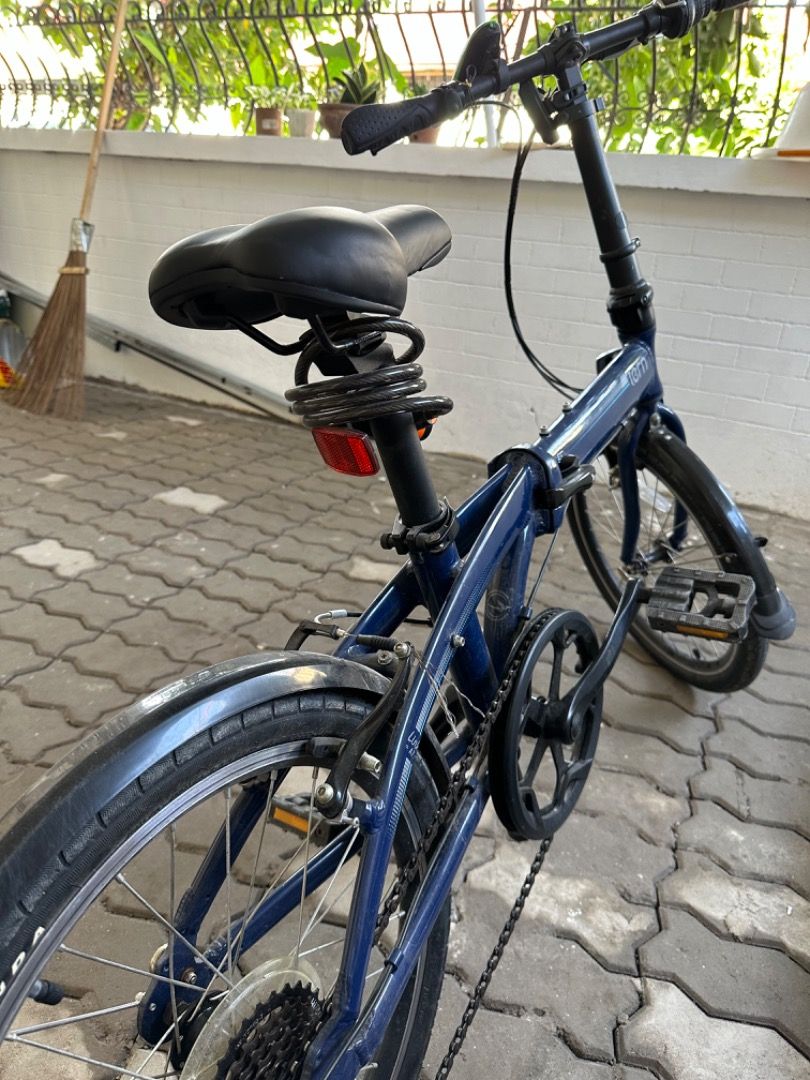 Tern Folded Bike A7 (Category: Bicycles) located in Caloocan City. Submitted by hsuanind19288 (Listing ID 1314560955, Image 2). Description: Bought this at Mall of Asia used like 15 days then goes to storage for months Condition are like new just abit dusty Location Las Pinas Ng Road .
