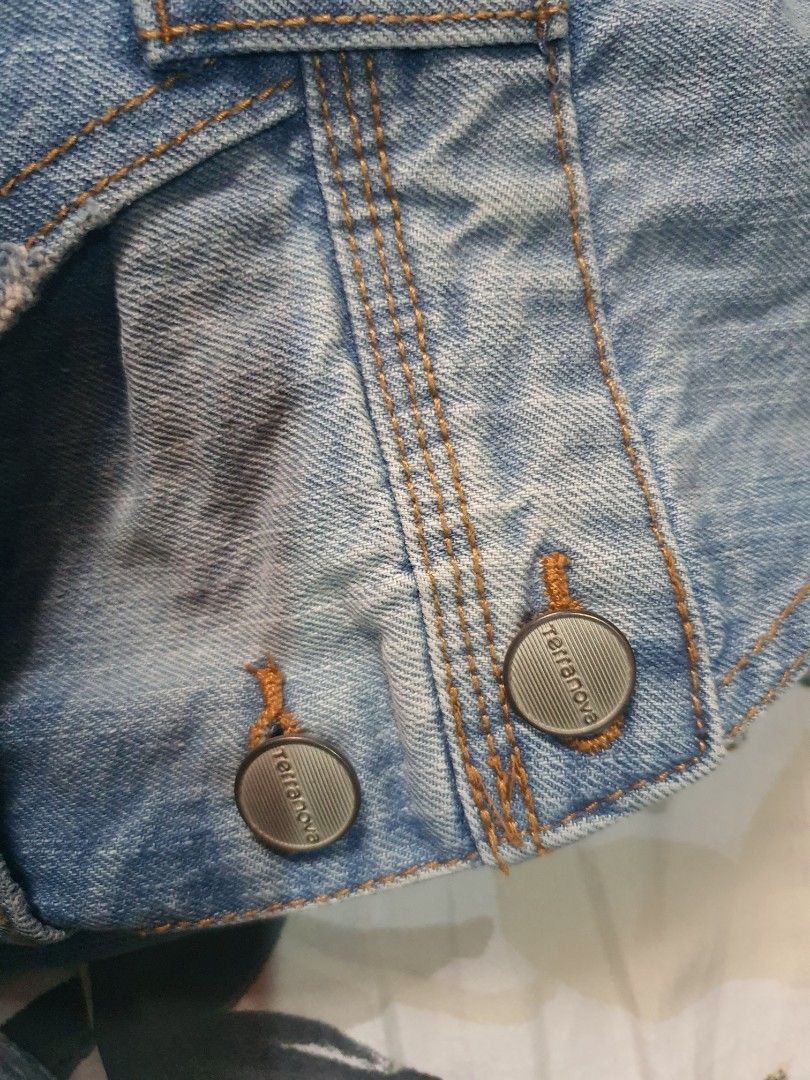 TERRANOVA Jumper Jeans (Category: Other Bottoms) located in Manila. Submitted by mane_13 (Listing ID 1314626541, Image 3). Description: RFS: Does not fit me anymore Details for sizes are on the pictures.